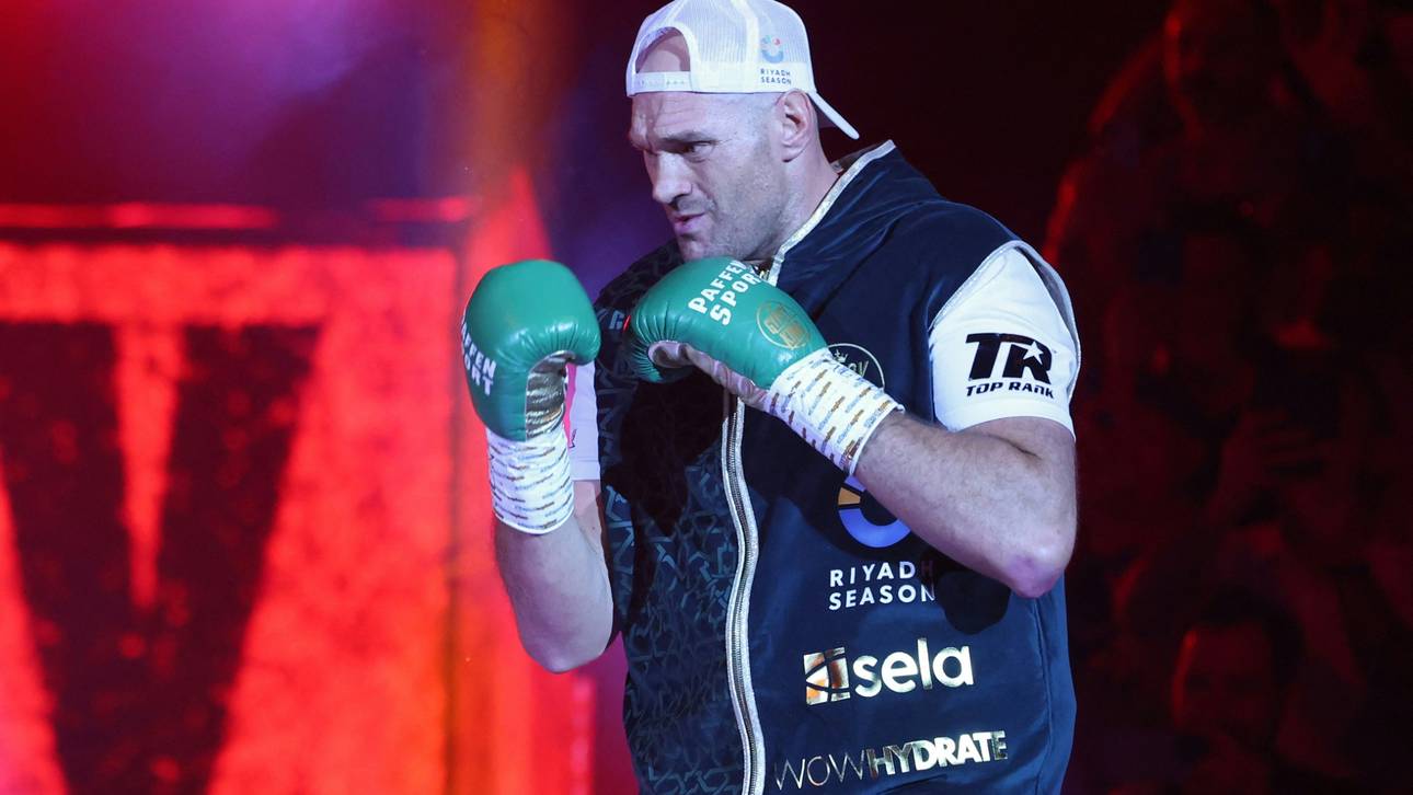 Tyson Fury feiert ein erneutes Comeback und kehrt in den Boxring zurück 