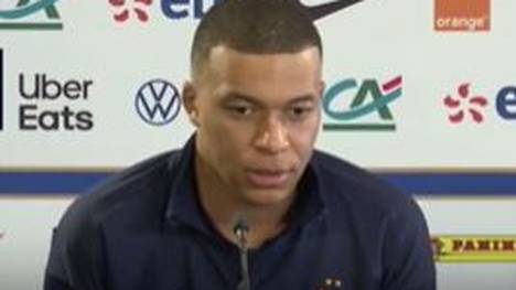 Kylian Mbappé spricht erstmals nach Bekanntgabe seines Wechsels zu Real Madrid öffentlich auf einer Pressekonferenz. Der Superstar offenbart dabei Details über das Ende seiner PSG-Zeit.