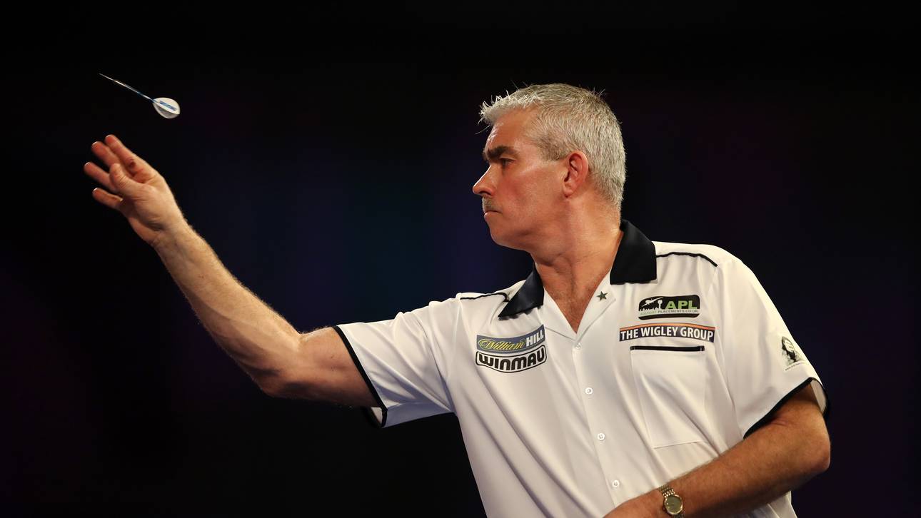 „The Bronzed Adonis“ wirft 9-Darter