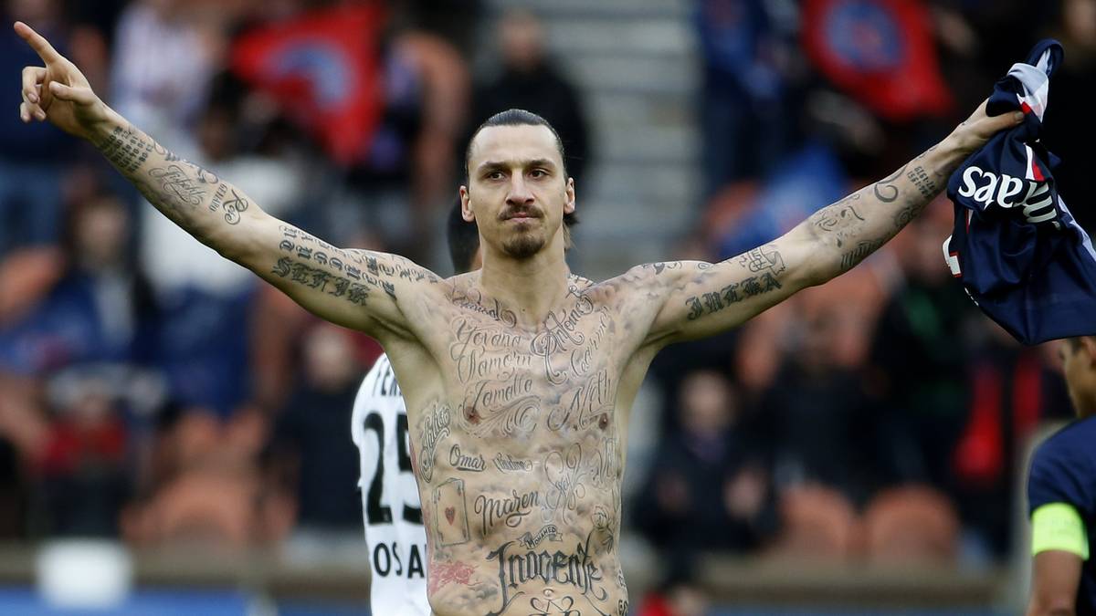 In seiner Biografie "Ich bin Zlatan" teilt Ibrahimovic zudem ordentlich aus. Der Stürmer von Manchester United hat nie ein Blatt vor den Mund genommen