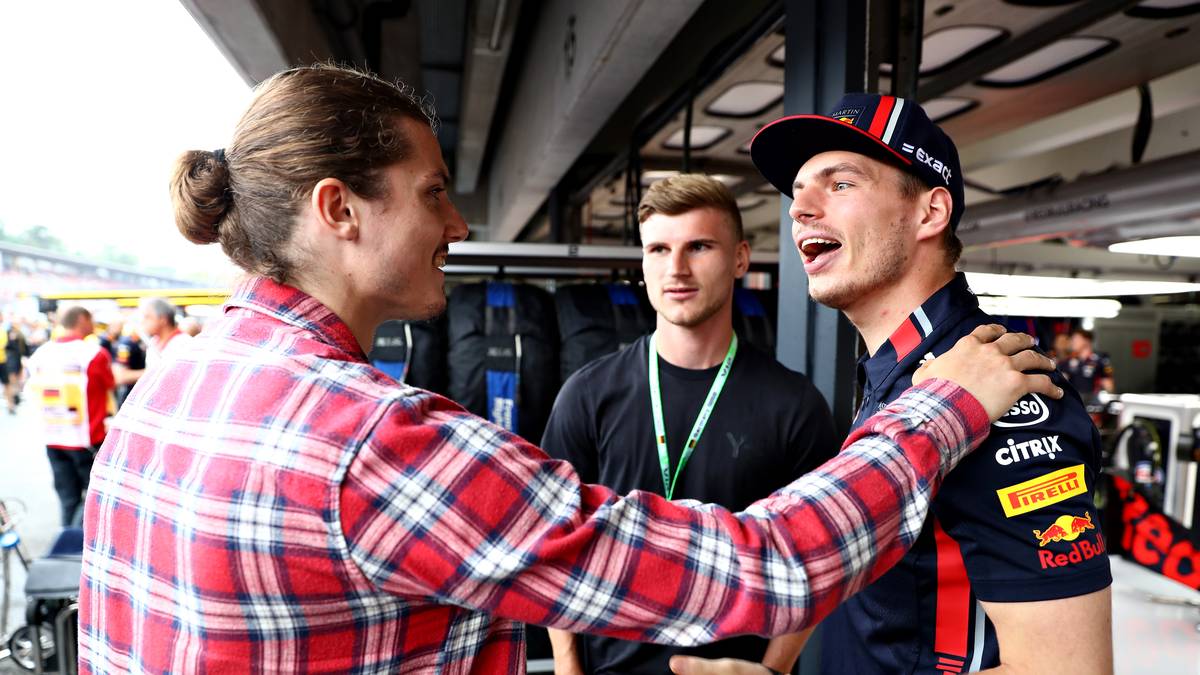Anscheinend haben die beiden Kicker und Max Verstappen viel zu besprechen