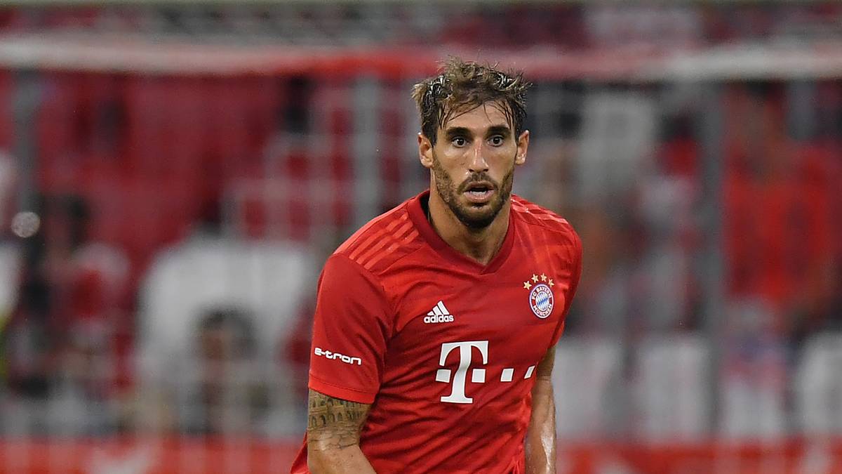 NUMMER 8: Javi Martinez seit Saison 2012/2013. Sein Vorgänger ist der heutige Bayern-Coach: Niko Kovac (bei Bayern von 2001 bis 2003). Auch Dietmar Hamann oder Hamit Altintop trugen im Mittelfeld die Nummer 8