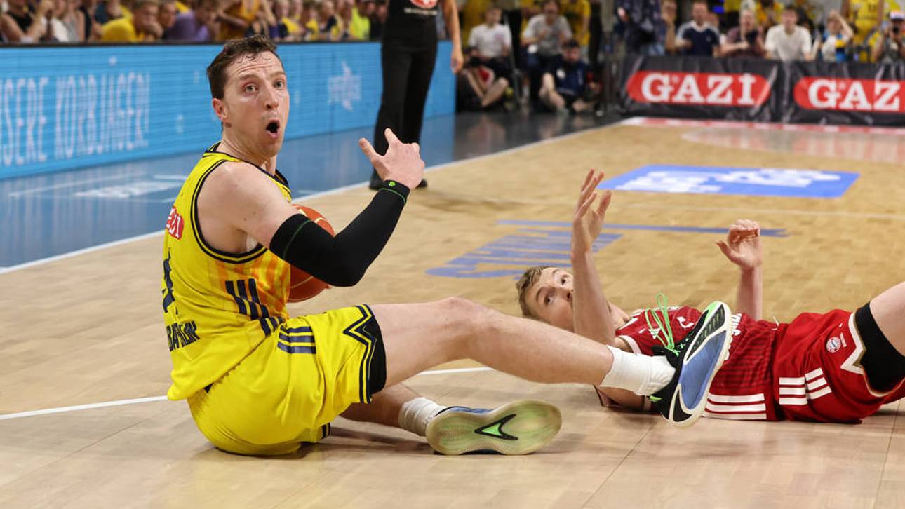 Einbruch! Bayern muss in Showdown