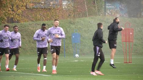 Nach der 4:0-Pleite gegen Gladbach herrscht Krisen-Modus bei St. Pauli. Das klare Ziel heißt jetzt: Klassenerhalt.