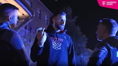 In der Nacht vor dem EM-Spiel der Deutschen gegen Schweden kam es zu einem kuriosen Zwischenfall. 