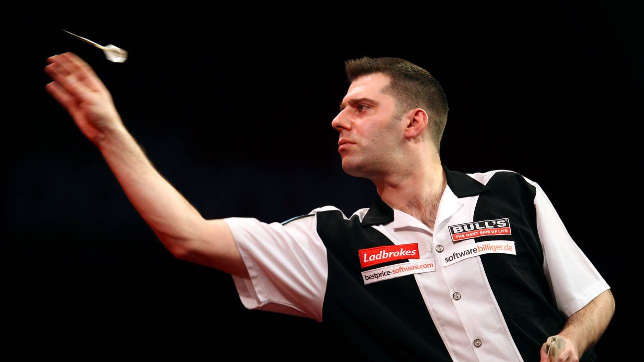 Jyhan Artut-Darts-WM-2012