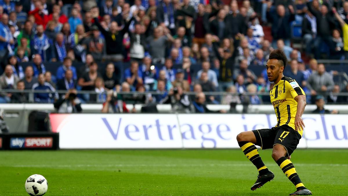 Und Aubameyang trifft wieder! In der 53. Minute schiebt er zum 0:1 für den BVB ein