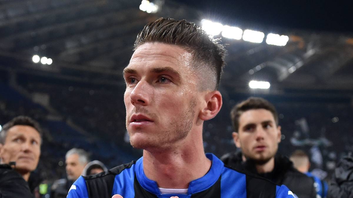 ROBIN GOSENS (Atalanta Bergamo): Der Linksverteidiger aus Emmerich am Rhein konnte bei Italiens Tabellen-Siebten an seine starke Leistung der letzten Saison anknüpfen. Der 25-Jährige, seit 2012 Wandervogel in diversen Auslandsligen, steht fast immer in der Startelf und hat bereits vier Tore und drei Torvorlagen auf seinem Konto. Auch in der Champions League noch im Rennen