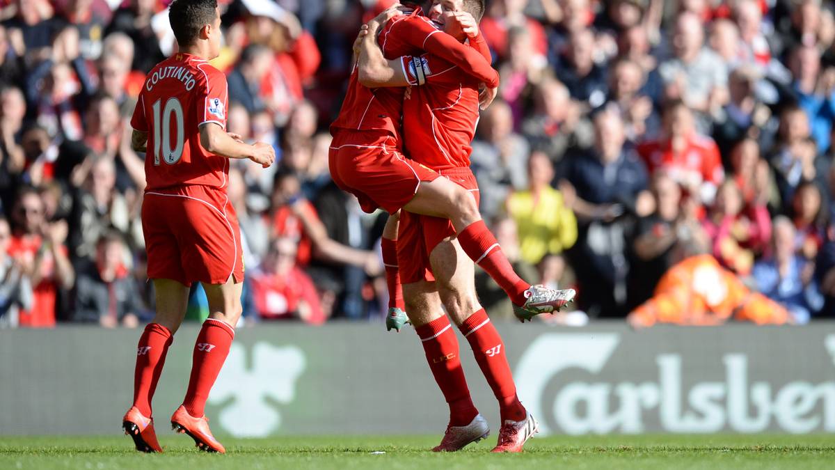 Und auf dem Platz gibt es für die Reds auch früh Grund zum Jubeln: Adam Lallana bringt Liverpool in Führung - und das Team vor allem mit Gerrard