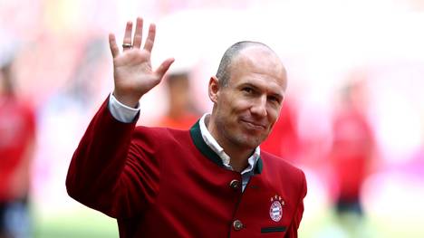 Arjen Robben tritt im Sommer nach zehn Jahren als Bayern-Spieler ab 