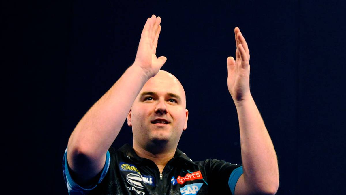WORLD MATCHPLAY, 18. bis 26. Juli: Älter und wichtiger als dieses Turnier in Blackpool ist nur die WM. Hier messen sich 32 Darts-Profis – die Top 16 und 16 weitere Teilnehmer, die sich über gute Ergebnisse auf der ProTour qualifiziert haben. Nachdem Darts-Legende Phil Taylor seine Karriere beendet hatte, wurde die Trophäe in Phil Taylor Trophy umbenannt. Rob Cross sicherte sich das gute Stück im letzten Jahr