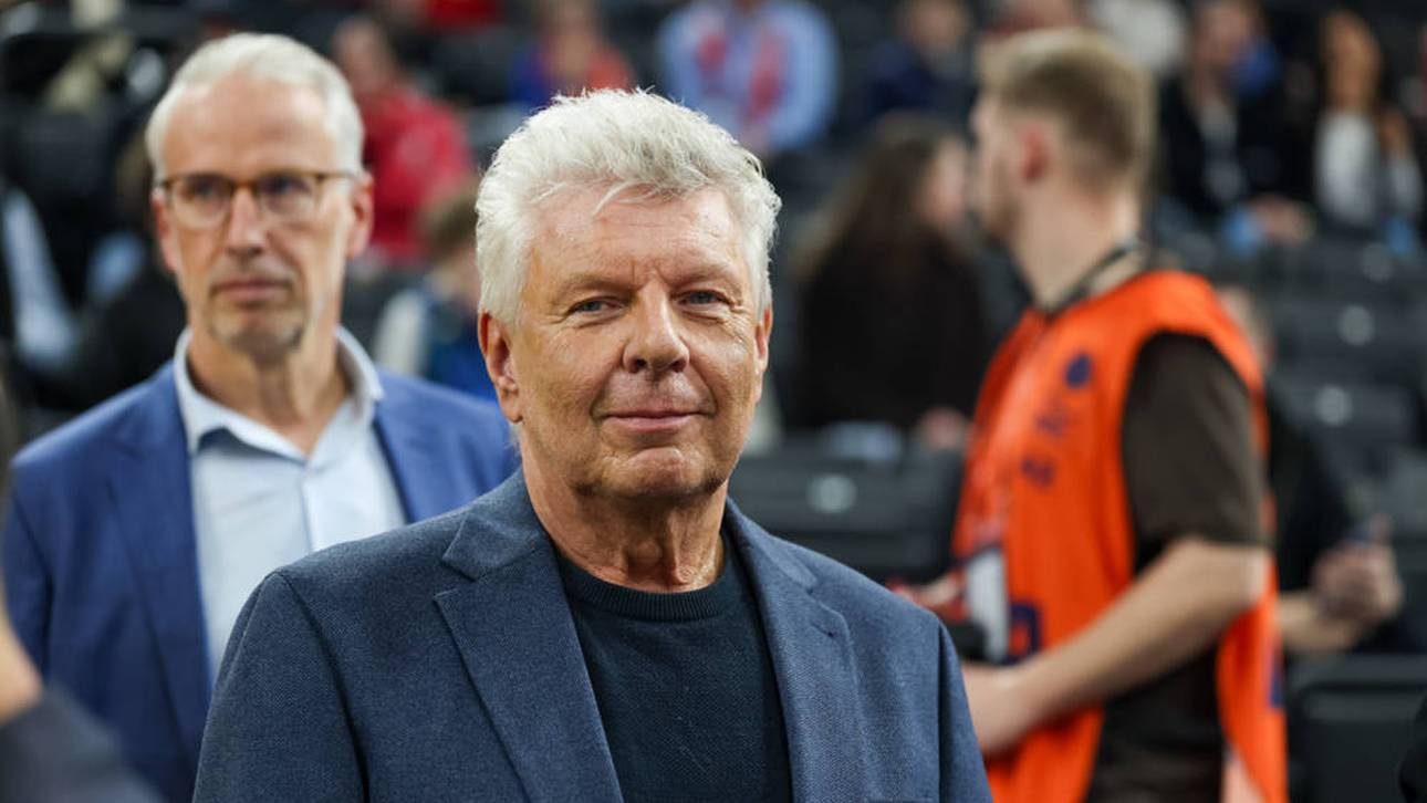 Dieter Reiter (SPD) wurde als Münchner Oberbürgermeister abgewählt. Ein Polit-Knall, der auch den FC Bayern betrifft.