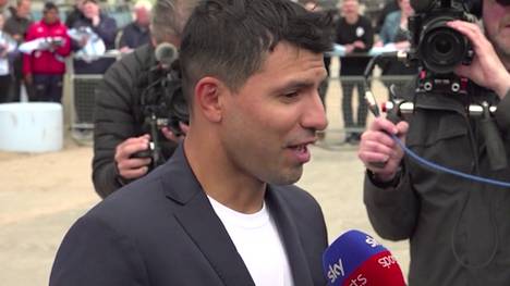 Sergio Agüero äußert sich am Rande der Enthüllung seiner Statue zu dem neusten Transfer seines ehemaligen Klubs Manchester City.