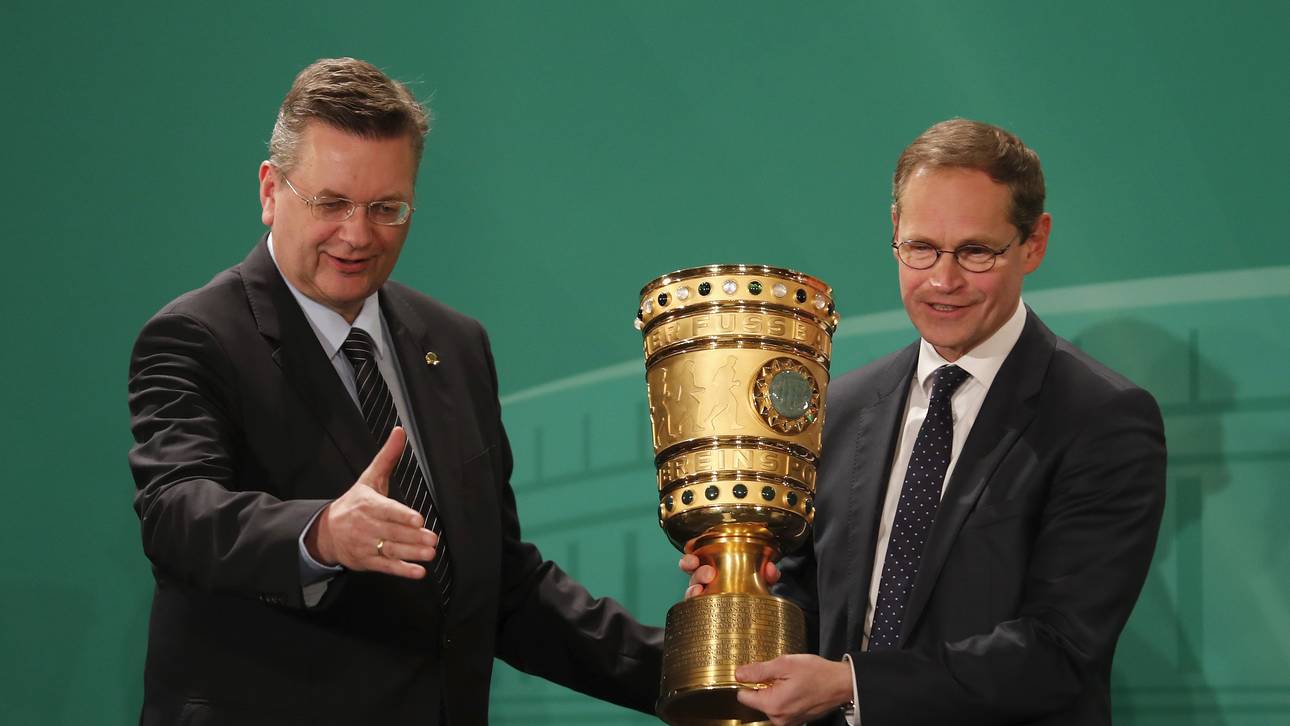 Grindel: Finale bleibt in Berlin