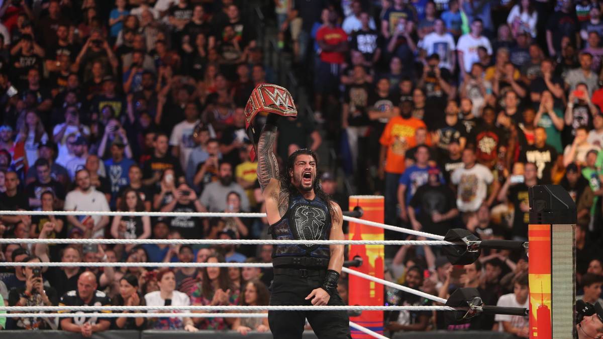 Lesnars 16-monatige Rekord-Regentschaft ist beendet, Reigns verlässt die Arena als Champion. Strowman kann nichts mehr daran ändern - er wurde während des Matches selbst von Lesnar k.o. gehauen