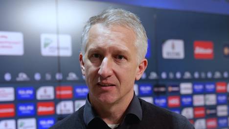 In einem Interview äußert sich Frank Baumann ausführlich zum Transfer von Edin Džeko und betont dessen strategische Bedeutung für den FC Schalke 04. Der erfahrene Stürmer soll in den kommenden Monaten maßgeblich dazu beitragen, die sportlichen Erfolgschancen des Vereins zu erhöhen.