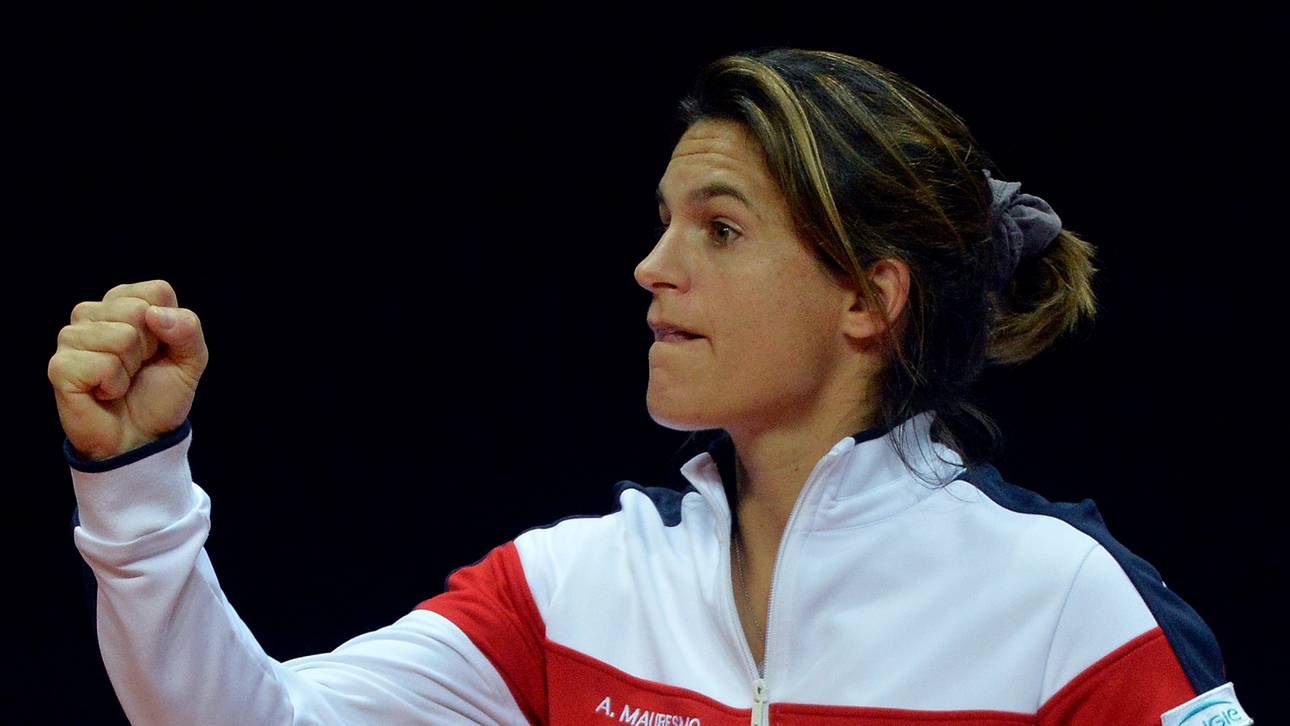 Mauresmo holt suspendiertes Duo zurück