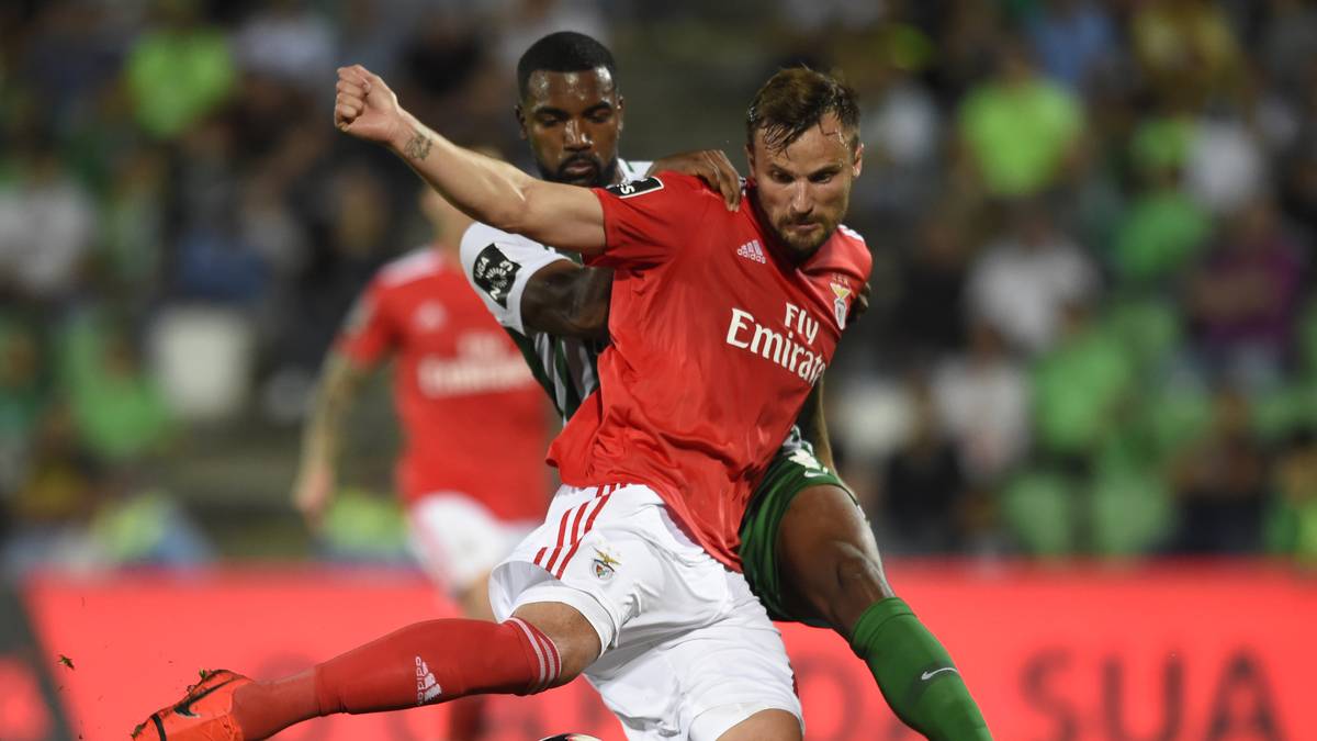LIGA NOS - HARIS SEFEROVIC (23; Benfica Lissabon/27): Mit dem Schweizer ist ein alter Bekannter aus der Bundesliga der Torschützenkönig in der portugiesischen Liga. Bemerkenswert dabei: 19 seiner 23 Tore erzielte Seferovic im Jahr 2019 