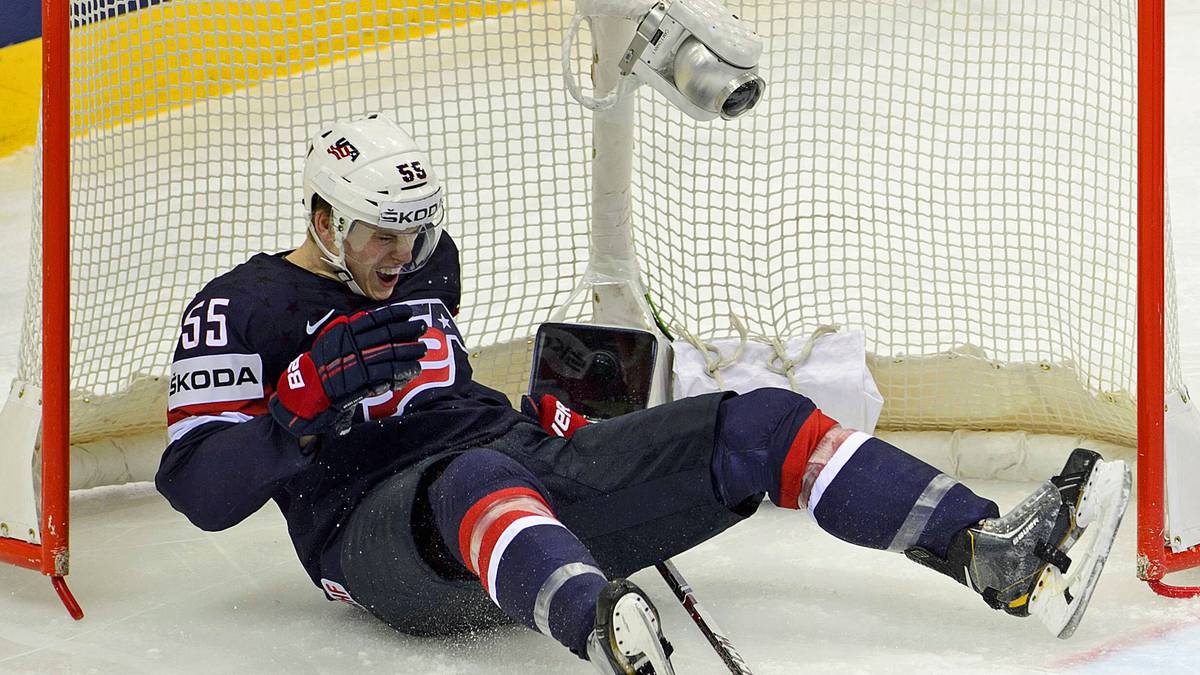 In der Abwehr tummeln sich zwar einige NHL-Profis wie  Arizonas Connor Murphy, New Jersey Devil David Warsofsky oder Noah Hanifin von den Carolina Hurricanes  - viel Erfahrung auf höchstem Level bringen sie jedoch nicht mit. SPORT1-Prognose: Mit den USA ist dennoch zu rechnen, mindestens auf dem Podest