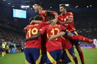 Deutschland trifft im EM-Viertelfinale auf Spanien! Die Überraschungsmannschaft aus Georgien wehrt sich gegen die Furia Roja zwar tapfer, muss sich aber schlussendlich geschlagen geben.