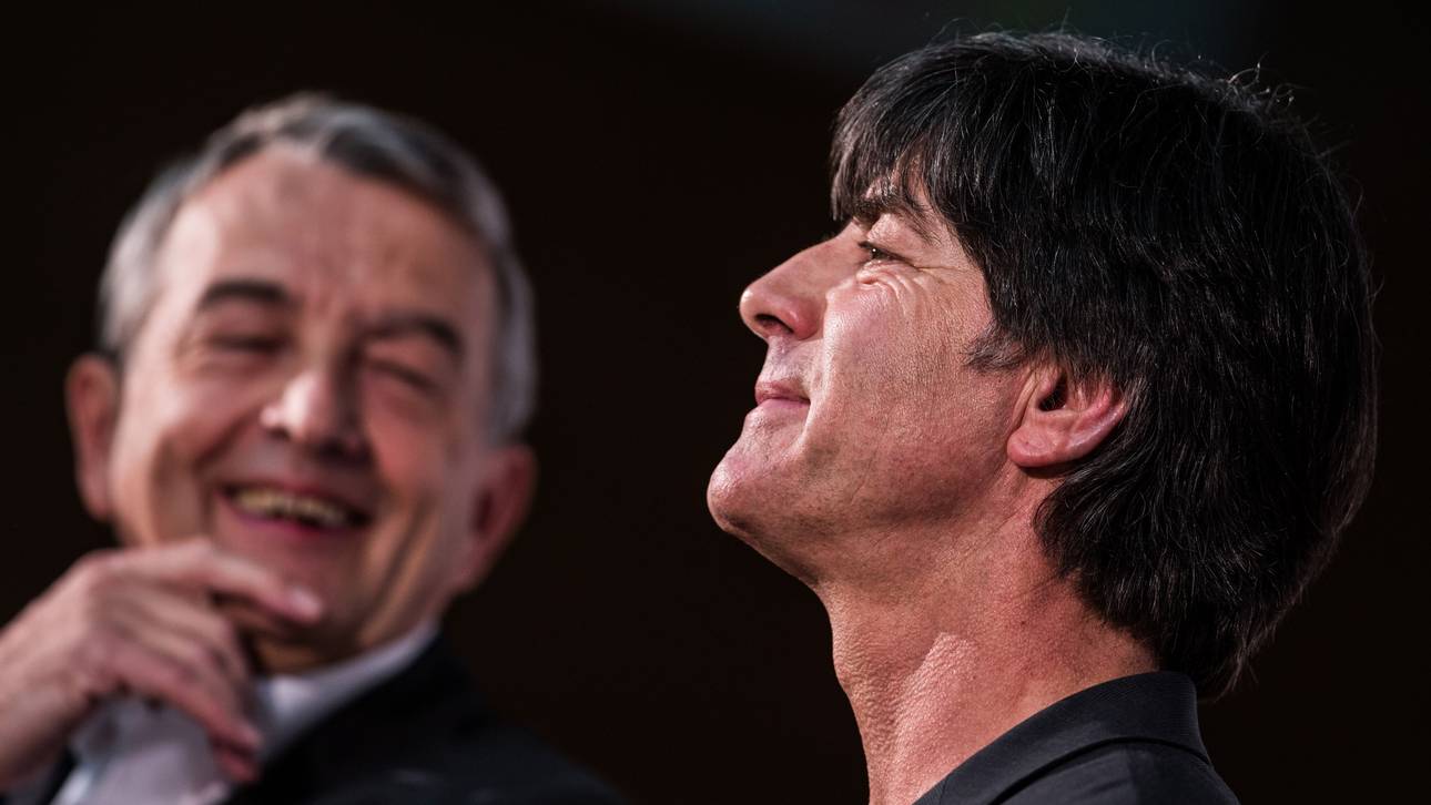 Löw glaubt an Niersbach-Verbleib