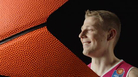 Was macht die Chemnitzer Kabine so besonders und wer sitzt eigentlich wo beim Kamfgericht? Klären wir im Basketball-Lexikon!
