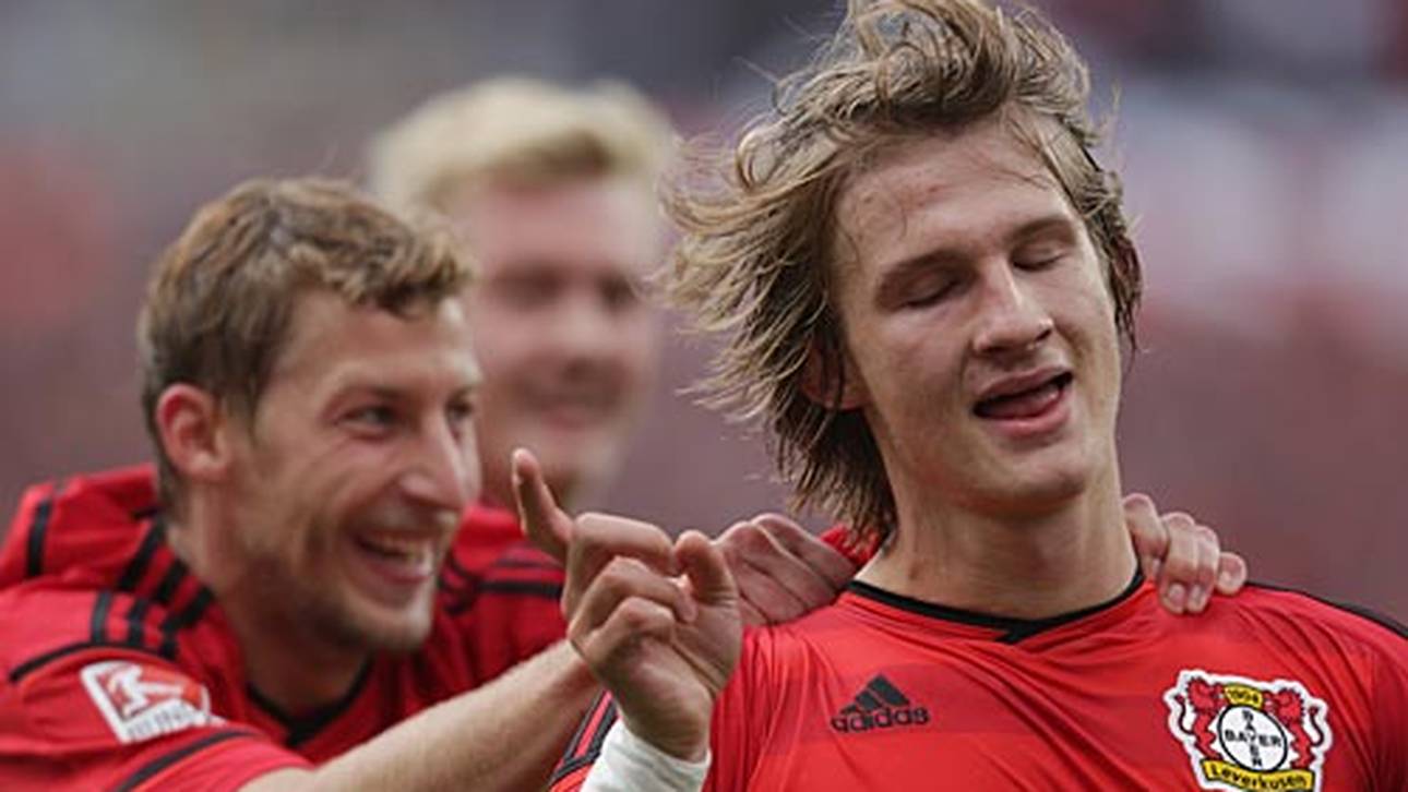 Bayer siegt nach Spektakel