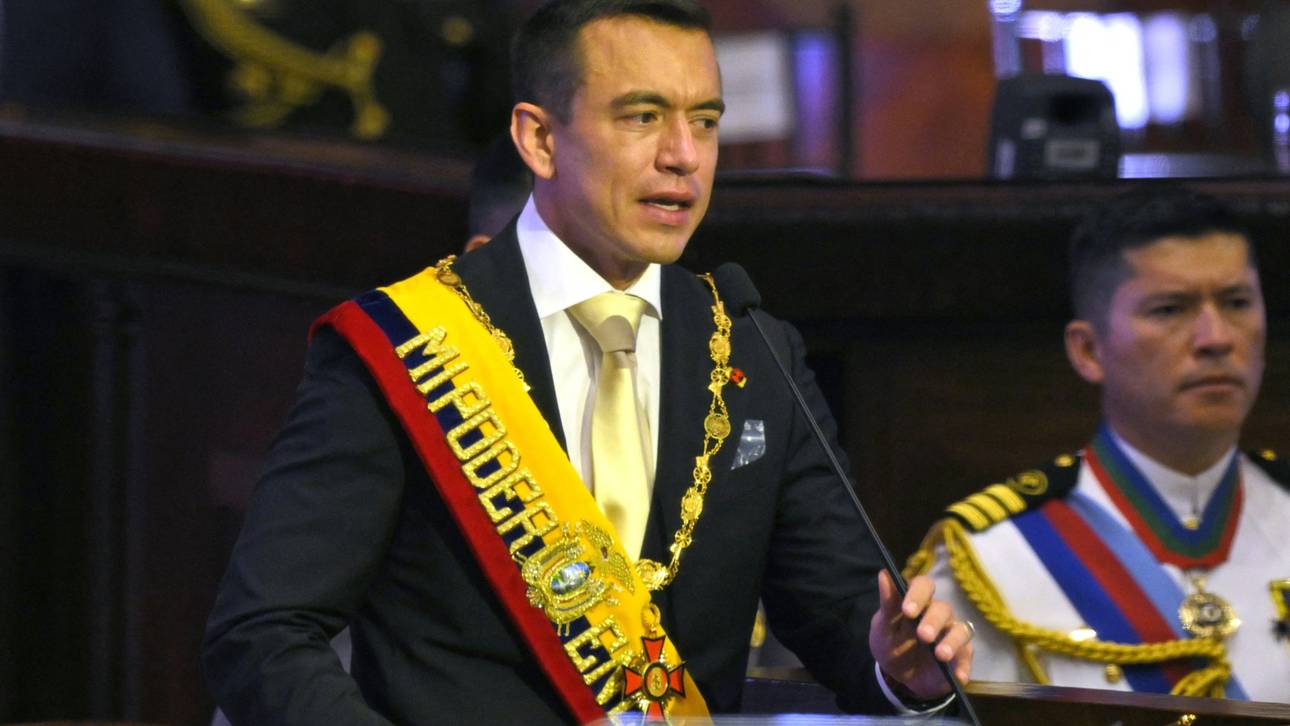 Ecuadors Präsident ruft Feiertag aus