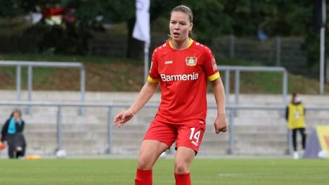 Juliane Wirtz bleibt in Leverkusen