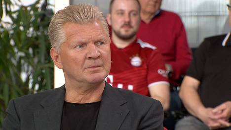 Seit fünf Spielen und 385 Minuten wartet Ausnahmestürmer Erling Haaland auf einen Treffer für Borussia Dortmund. Doch nicht die fehlenden Tore, sondern die Vertragssituation verwundert SPORT1-Experte Stefan Effenberg.