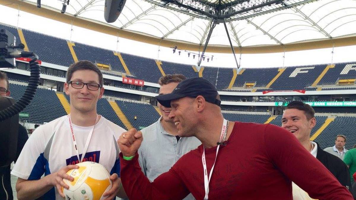 Thorsten Legat am Tag des Fussballs.