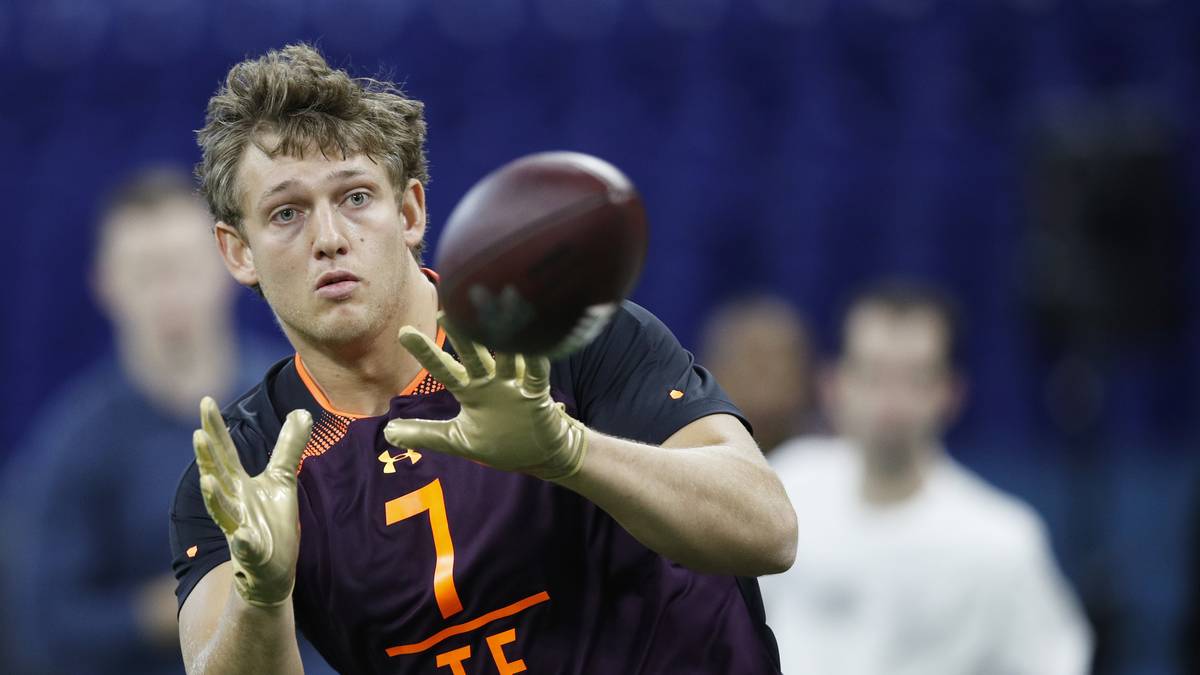Pick Nr. 8 - T.J. HOCKENSON (Tight End, Iowa) - Detroit Lions: Mit Hockenson haben sich die Lions den mit Abstand besten Tight End in dieser Draftklasse gesichert, der Blocken und Fangen gleichermaßen beherrscht. Allerdings hätten sie auch einen starken Tackle gut gebrauchen können