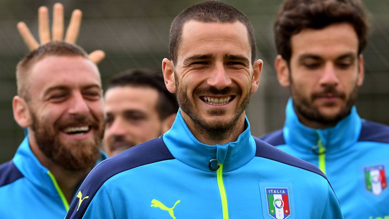 Italien als Gruppensieger weiter