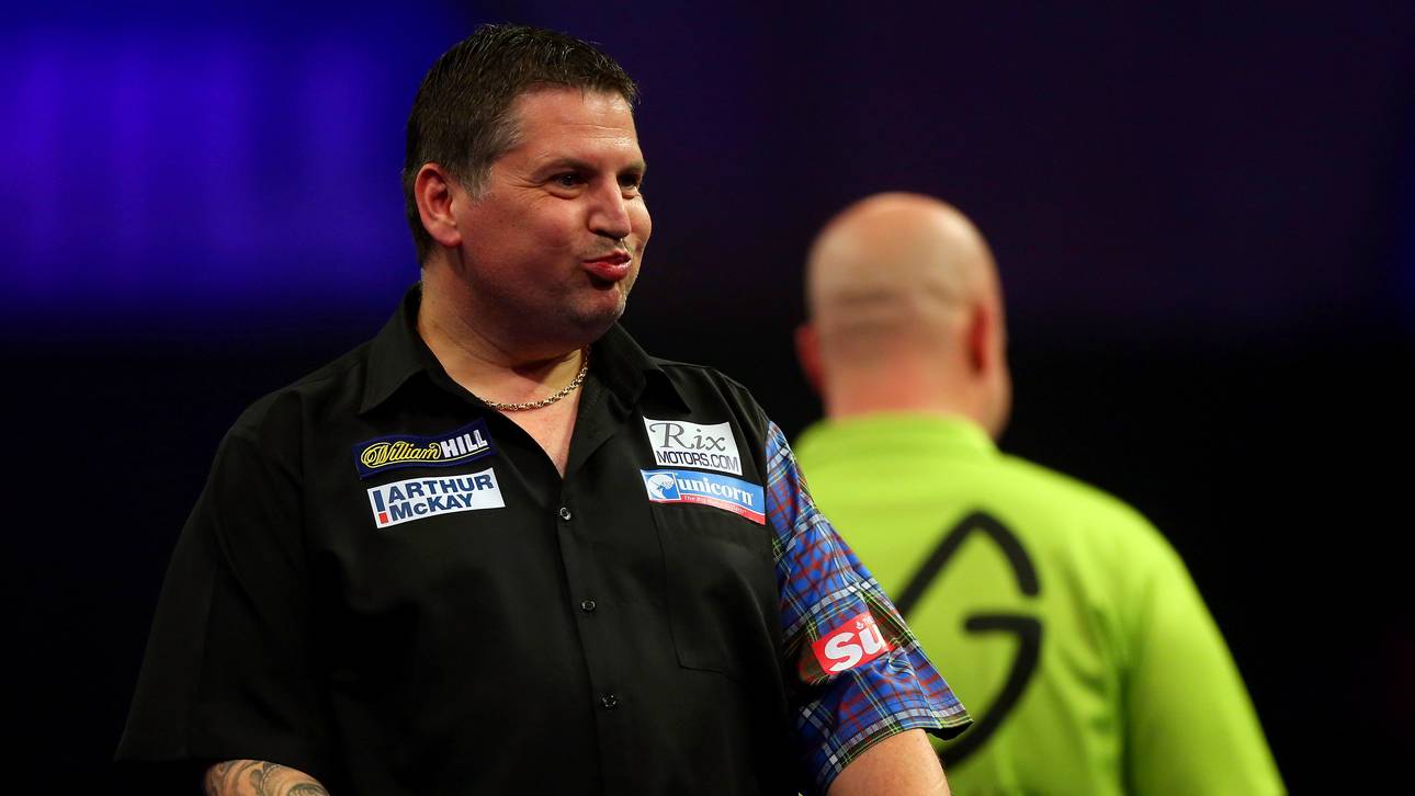 Gary Anderson im Spiel gegen Michael van Gerwen bei der Weltmeisterschaft 2015 bei der PDC