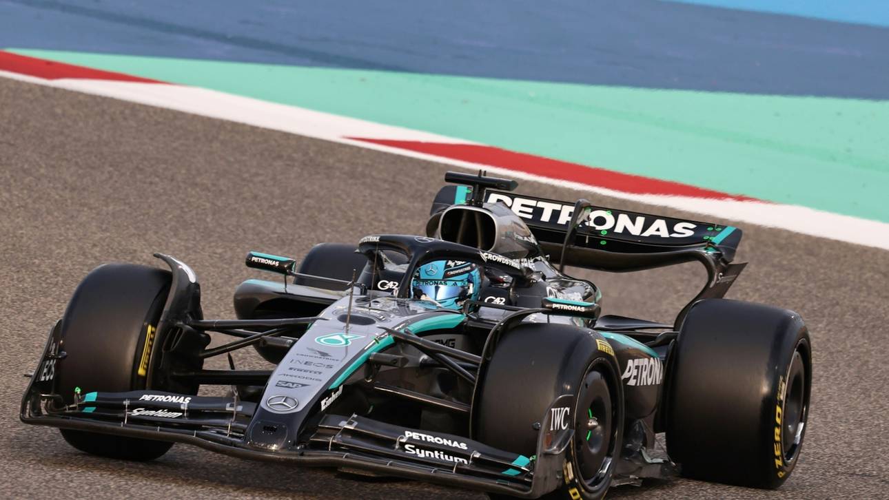Mercedes-Pilot rast zur Tagesbestzeit
