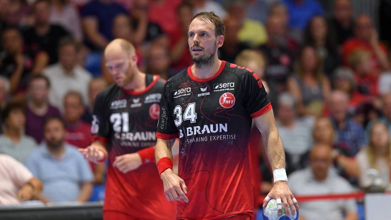 Wechsel-Hammer im Handball perfekt