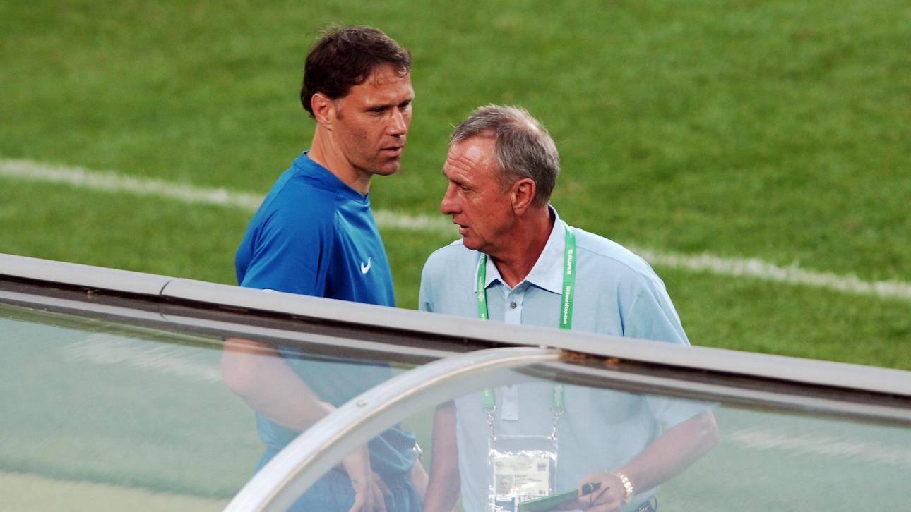 Van Basten attackiert Cruyff