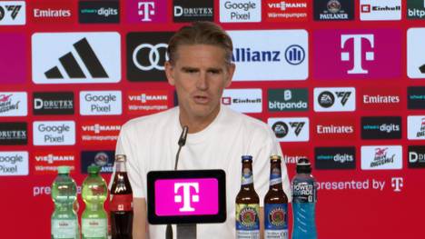 Bayern-Sportdirektor Christoph Freund erklärt das Umdenken in der Transferpolitik bei Sascha Boey und welche Rolle die geschlossenen Märkte dabei spielen.