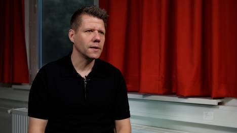 Im DFL-Midweek-Interview spricht Bundesliga-Schiedsrichter Patrick Ittrich über die prägendsten und einschneidendsten Momente seiner Karriere und darüber, wie er insbesondere den Suizidversuch von Babak Rafati verarbeiten musste. 