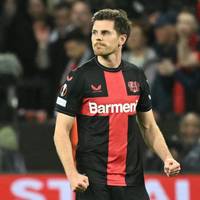 Vor dem Europa-League-Halbfinale sprach der 31-Jährige auch über die Last-Minute-Treffer von Leverkusen - und seine EM-Hoffnungen.