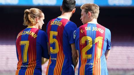 Laut der spanischen Zeitung AS könnte bald eine Barca-Legende bei Bayern München spielen. Demnach könnte die Blaugrana Sergio Busquets verkaufen müssen, der FCB könnte ein Abnehmer sein.