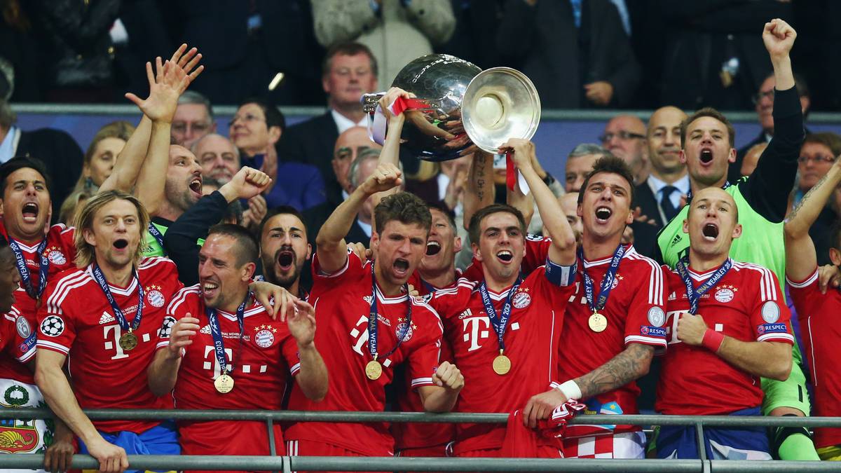 Platz 3: FC BAYERN - Zwischen 2009 und 2013 erreicht der deutsche Rekordmeister dreimal das Finale der Königsklasse. Nach zwei Niederlagen gegen Inter Mailand und den FC Chelsea - im "Finale dahoam" - führt Jupp Heynckes die Münchner 2013 in Wembley gegen den BVB zum zweiten Titelgewinn