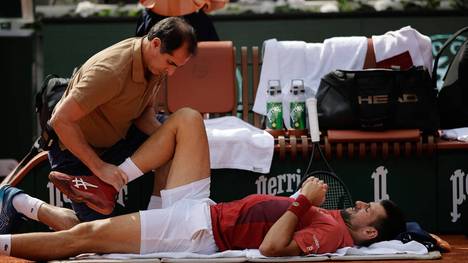 Novak Djokovic verletzt sich bei den French Open