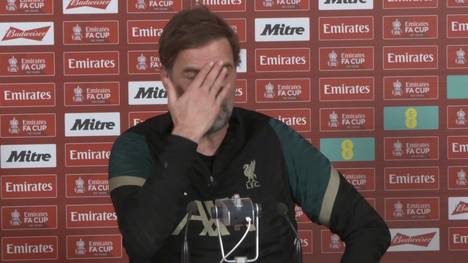 Den Ligapokal hat der FC Liverpool schon gewonnen. In der Champions League, dem FA Cup und der Premier League liegen die Reds gut im Rennen. Obwohl vier Titel möglich sind, gibt sich Jürgen Klopp zurückhaltend.