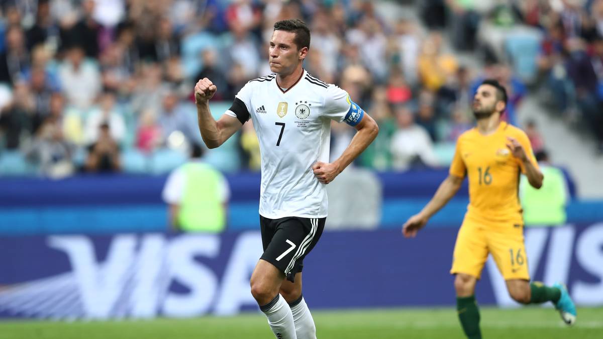 ...und verwandelt eiskalt zum 2:1-Halbzeitstand