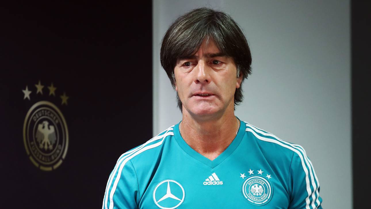 Löw für frühere Anstoßzeiten