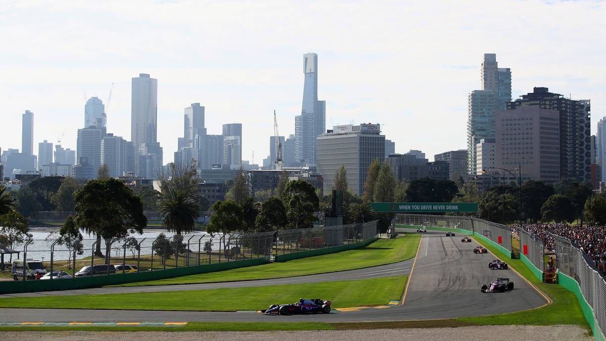 MELBOURNE/AUSTRALIEN (Melbourne Grand Prix Circuit), 15. März, 6.10 Uhr: Wie in den letzten Jahren üblich startet die Saison in "Down Under"