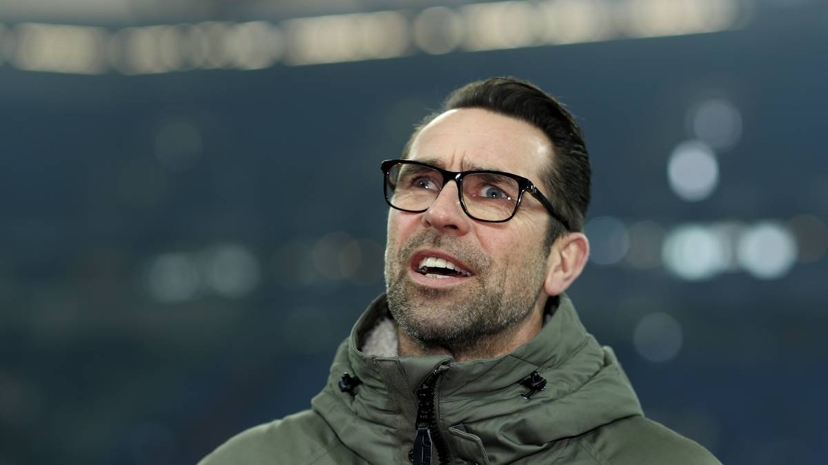 Doch Hertha-Manager Michael Preetz springt Klinsmann Jr. zur Seite. "Es gibt eine Menge Dinge, an denen man arbeiten muss", so Preetz: "Aber mit ihm und gemeinsam im Austausch mit ihm." Man wolle dem Talent vor allem "Zeit geben"