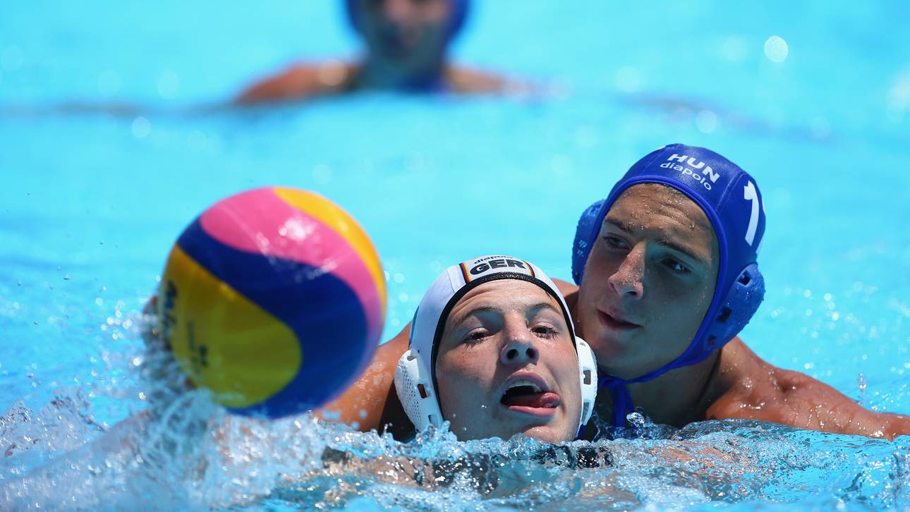 Wasserballer verhindern Fehlstart