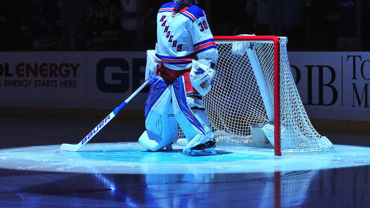 Im Tor muss Superstar und Fan-Liebling Henrik Lundqvist nach unkonstanten Leistungen um seinen Stammplatz fürchten. Ersatzmann Antti Raanta weiß zu überzeugen. In der aktuellen Verfassung sind die Rangers nach den Capitals, Penguins und Blue Jackets Team Nummer vier im Osten